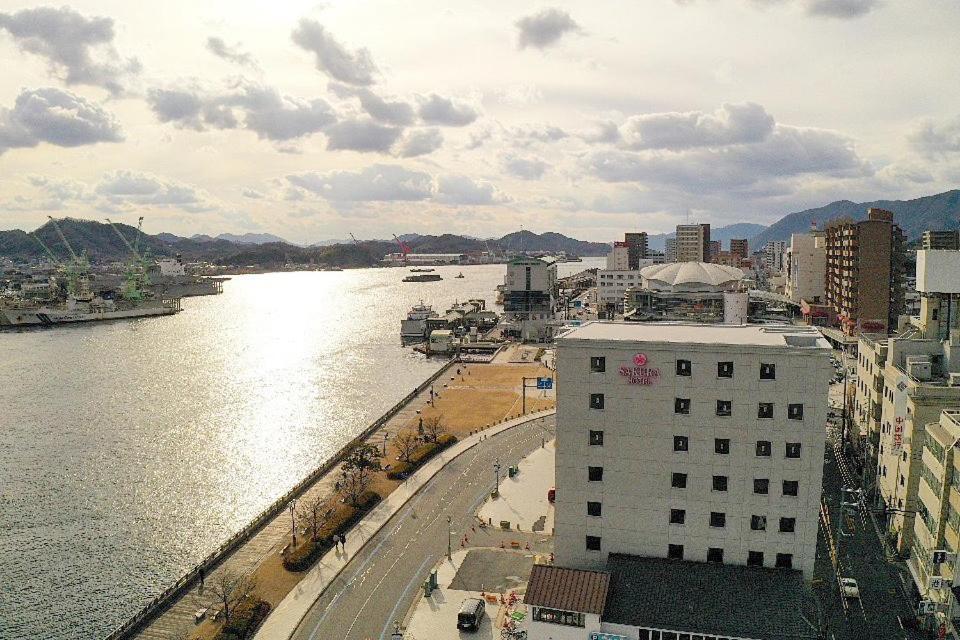 Sakura Shimanami Hotel Onomichi Bagian luar foto